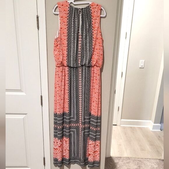 FINAL SALE🌷London Style Print maxi dress size 14 - Picture 7 of 10